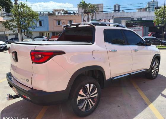 FIAT TORO 2.0 16V TURBO DIESEL VOLCANO 4WD AT9